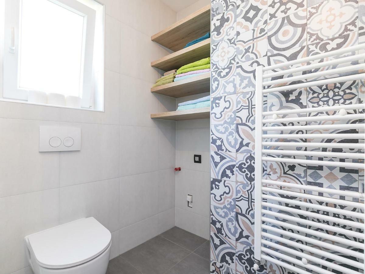 Oliver Art Apartment Porec Esterno foto